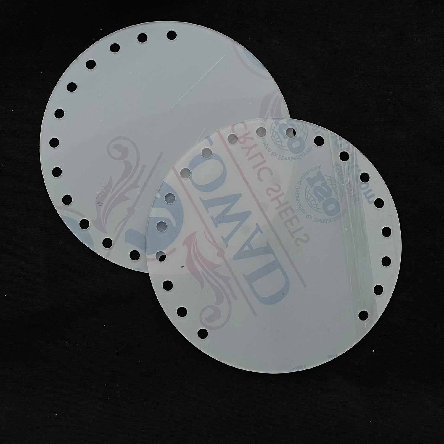 أكليرك شفاف