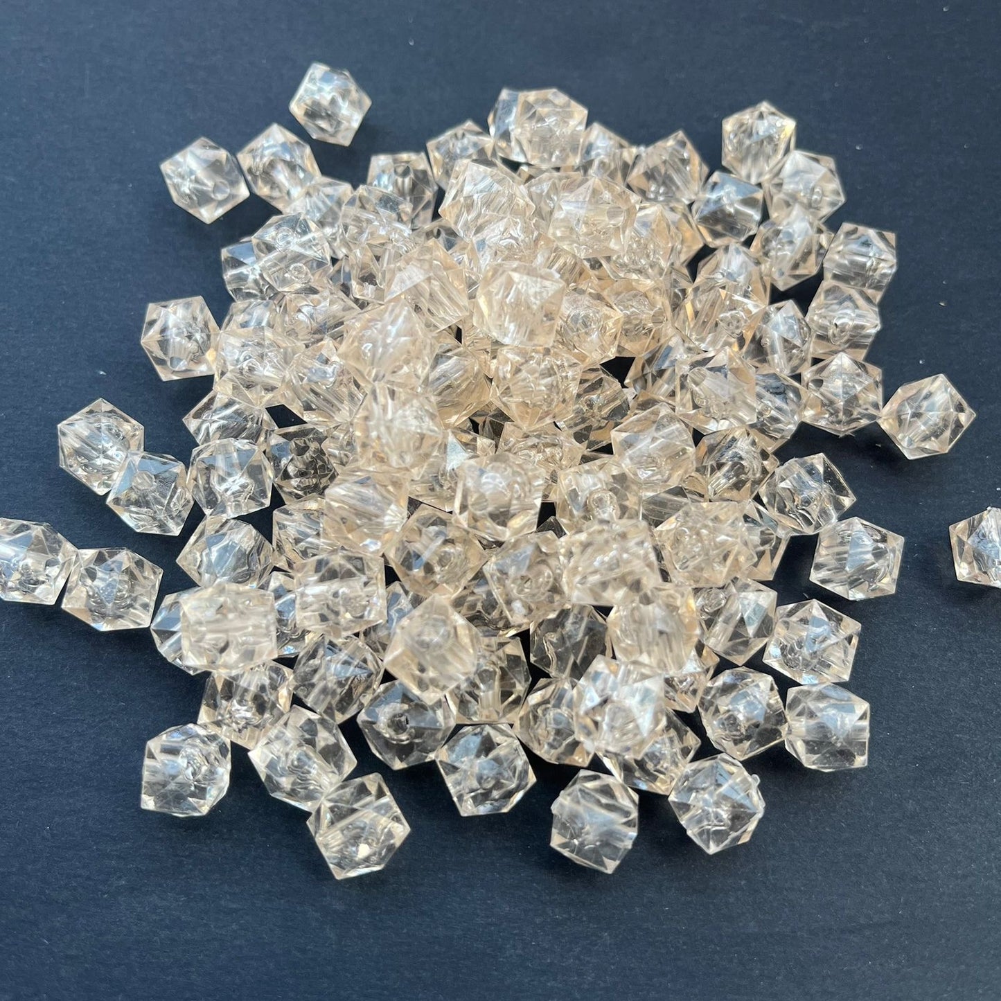 كريستال سداسي 10 مم