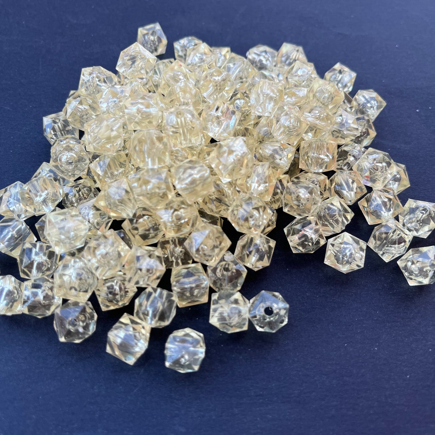 كريستال سداسي 10 مم